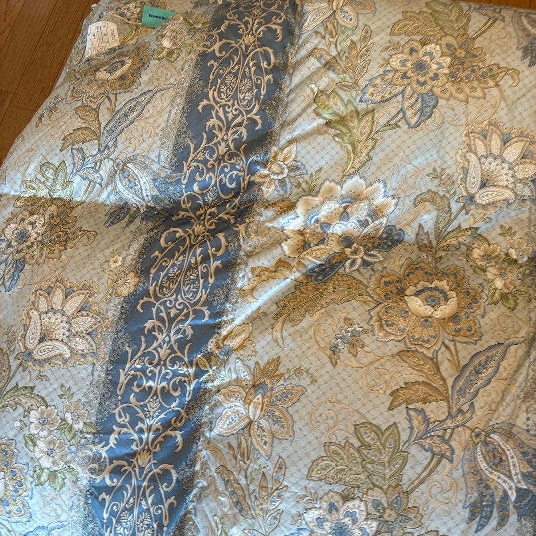 ❶フランスベッド羽毛掛け布団1.４キロ丸洗い大丈夫です