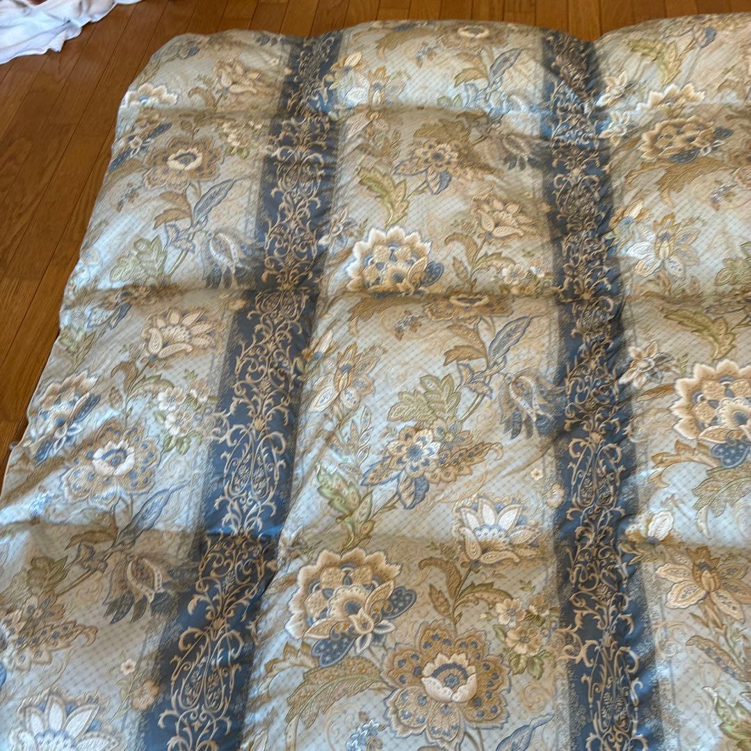 ❶フランスベッド羽毛掛け布団1.４キロ丸洗い大丈夫です