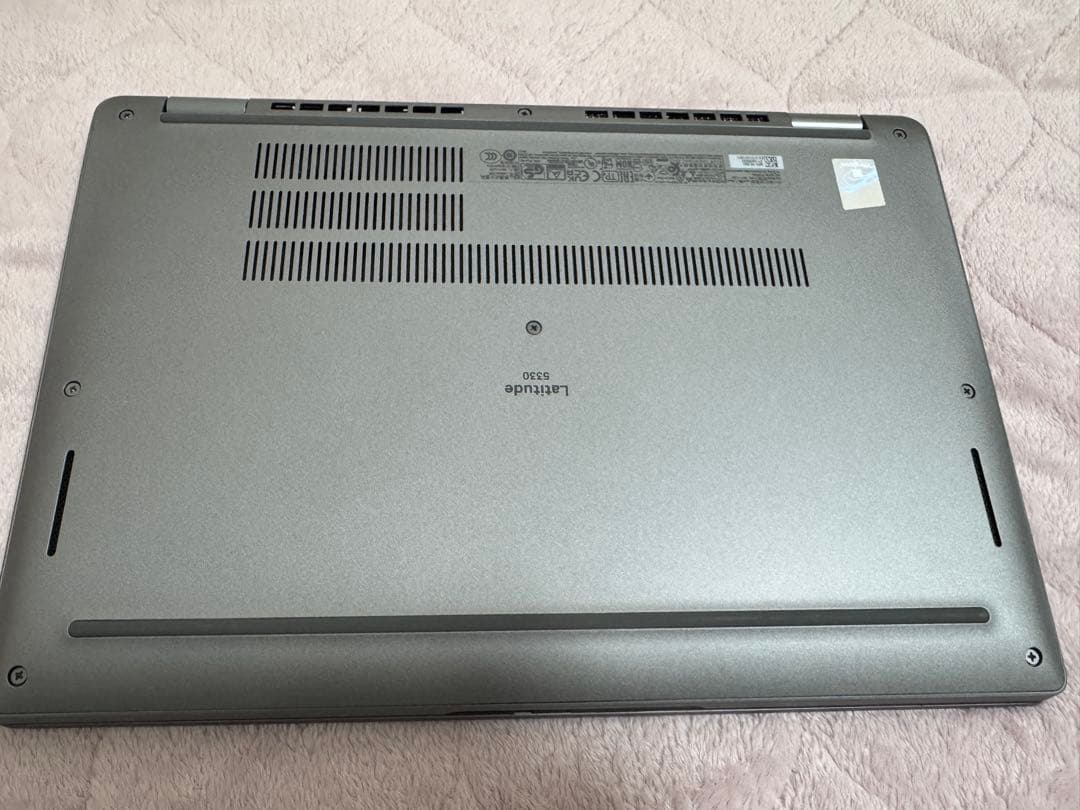 【美品】Dell Latitude 5330 /1245u/16GB/256GB