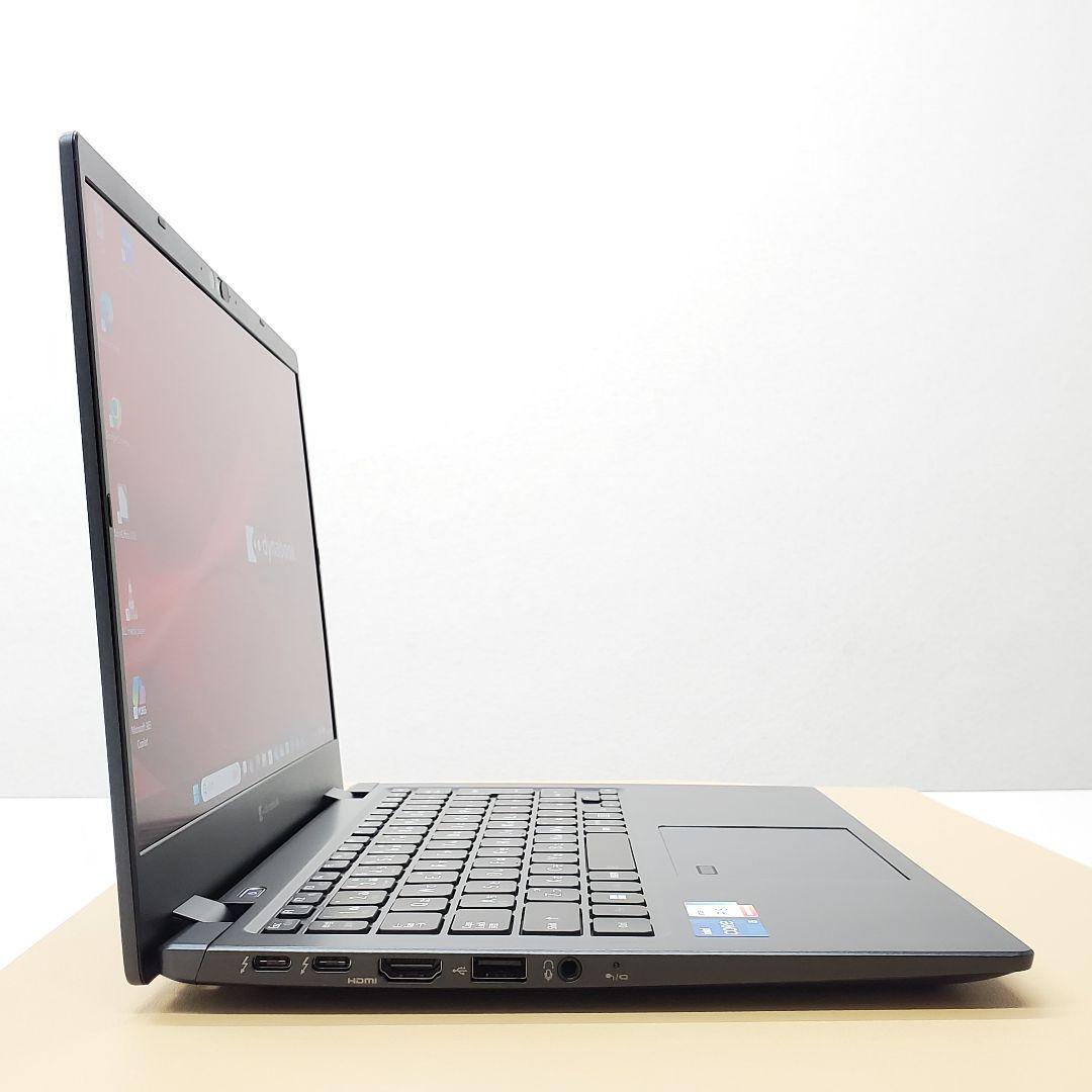 【商品番号1945】dynabook 13.3型ノートパソコン　2023年製