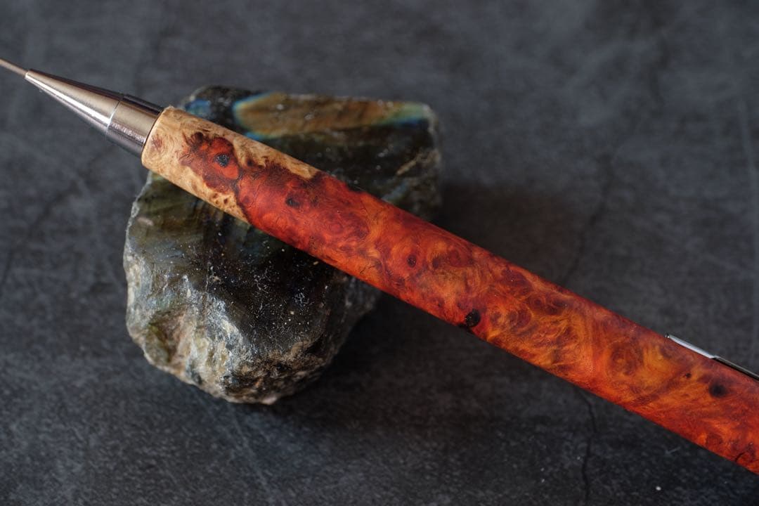 PG5木軸カスタム0166　高村杢工房 製図用シャープペンシル　花梨瘤極上の紅白