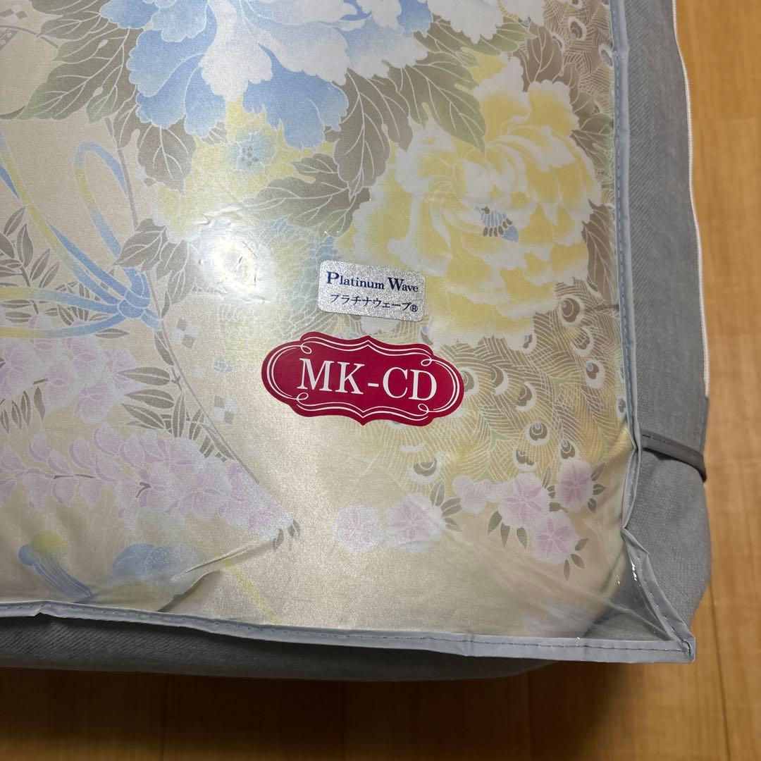 Platinum Wave プラチナウェーブ　掛け布団 190x210 cm