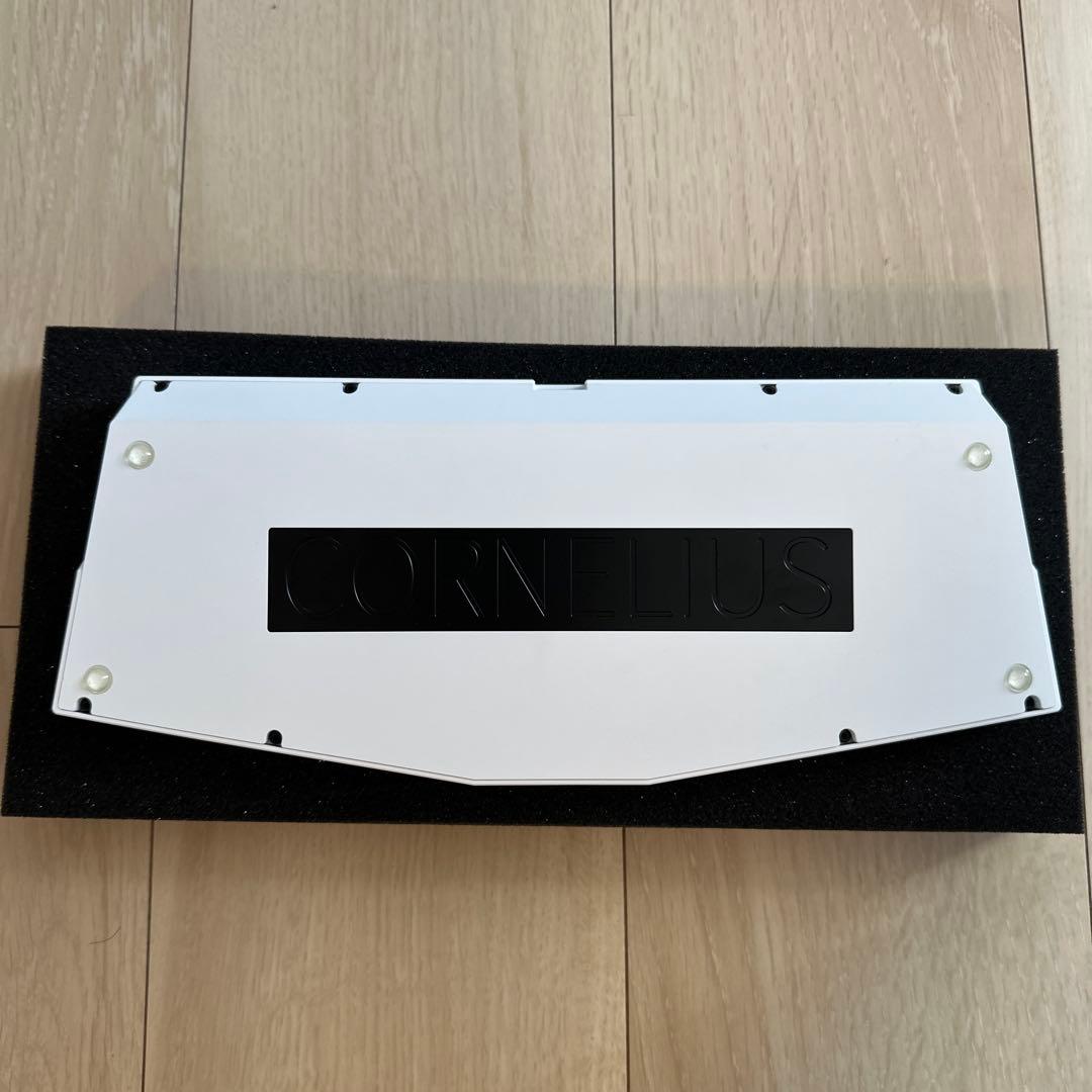 キーボード Cornelius E-White B-Stock