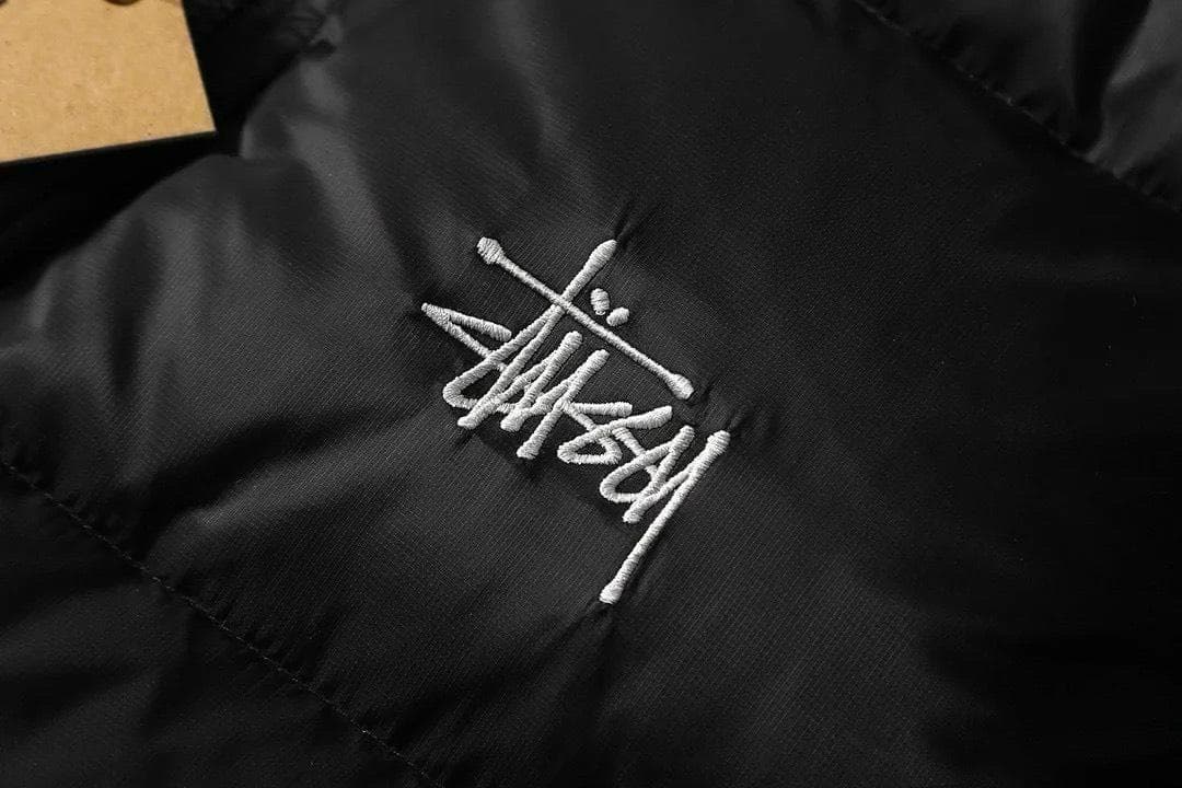 Stussy ジャケット ダウンジャケット 刺繍 Lサイズ グレー/ブラック