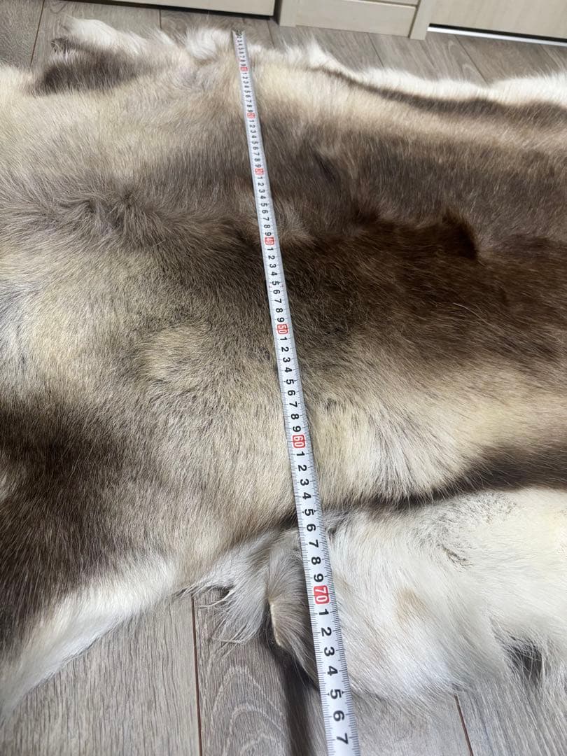 フィンランド産トナカイ　毛皮　防水仕様