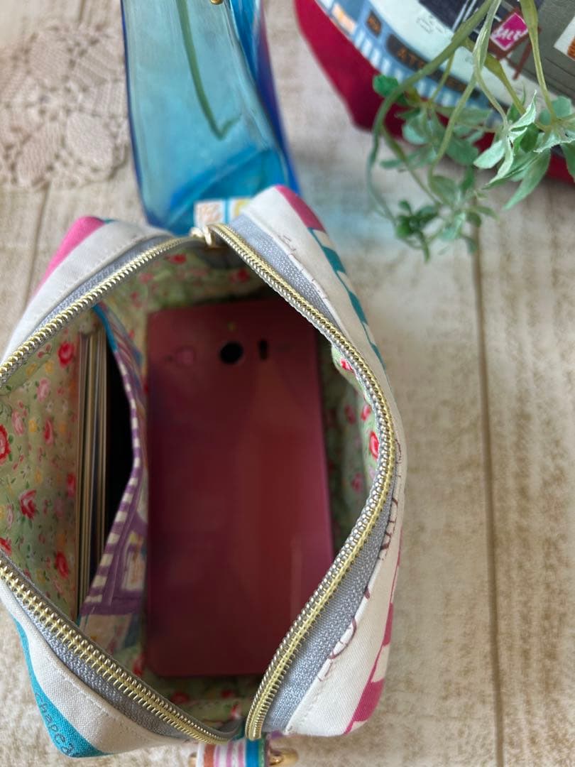 とんみ♡パリの街並みウィンドウショッピング猫ちゃん