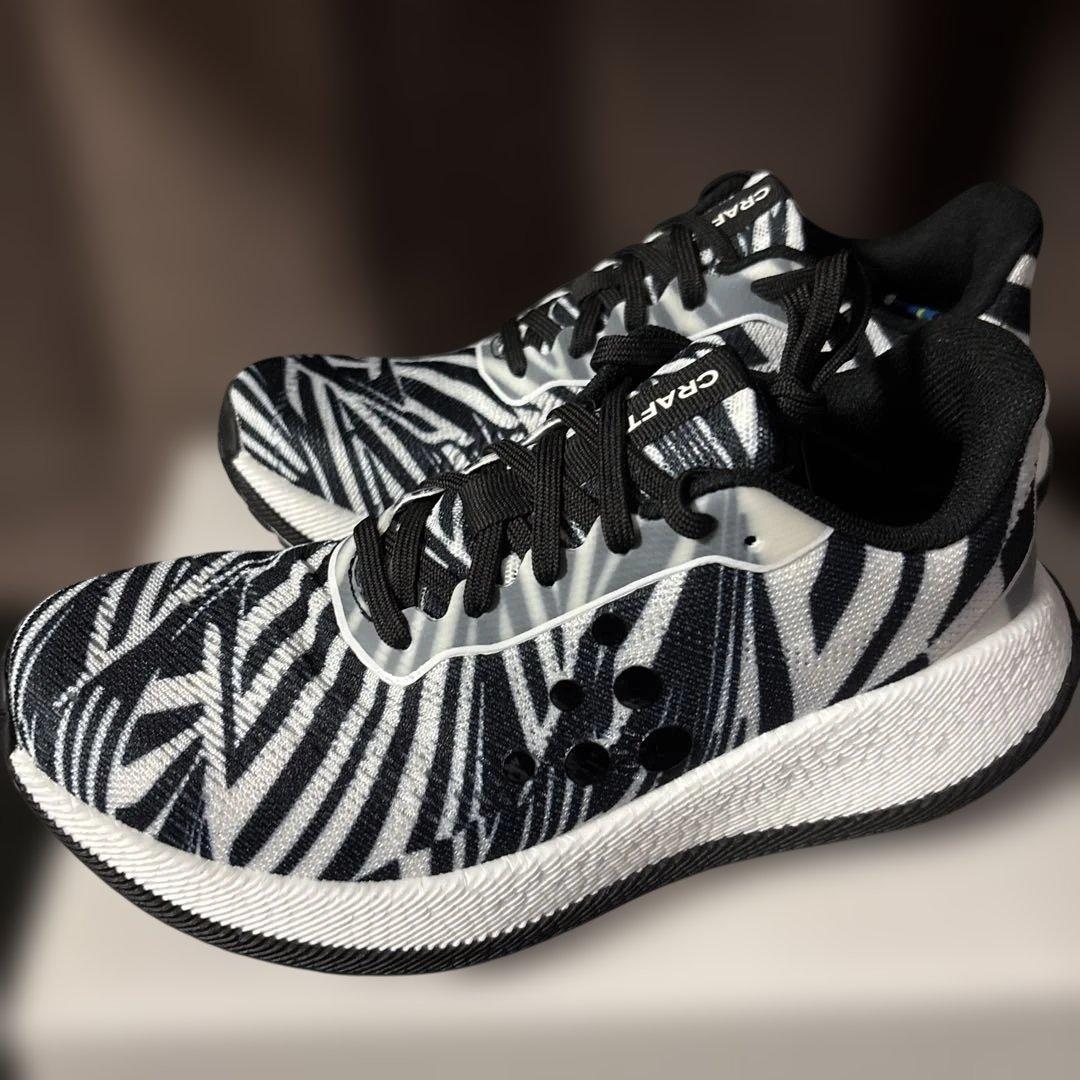 CRAFT Pacer2W ゼブラ柄 ランニングシューズ23.5