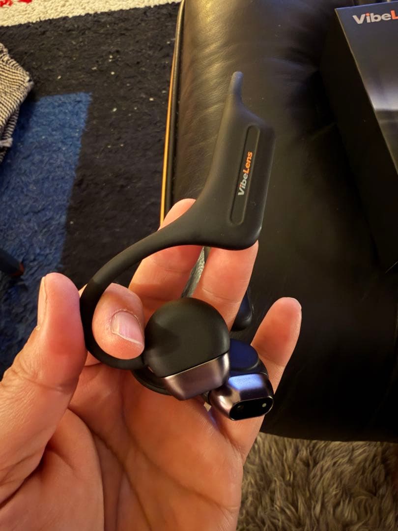 VibeLens AI・カメラ搭載型ワイヤレスイヤホンMusicCam