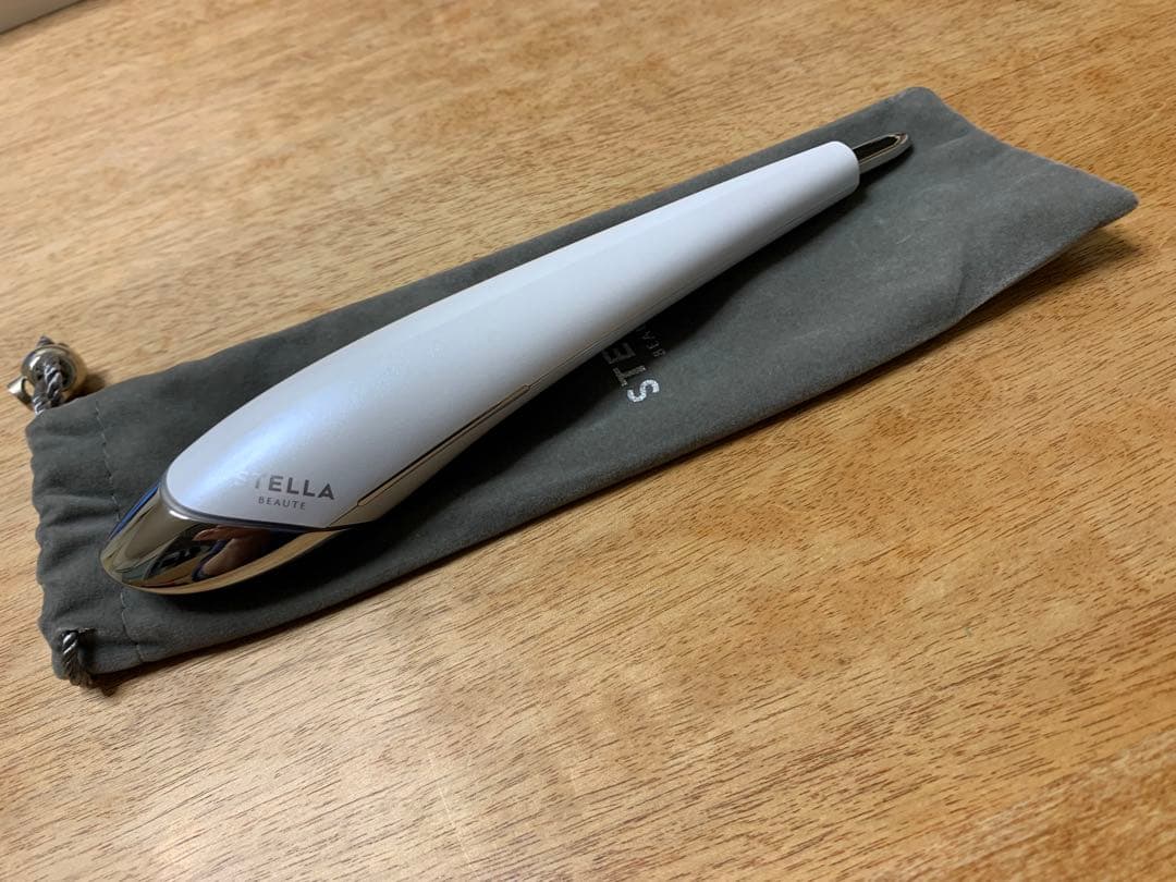 STELLA BEAUTE 美顔器 ホワイト