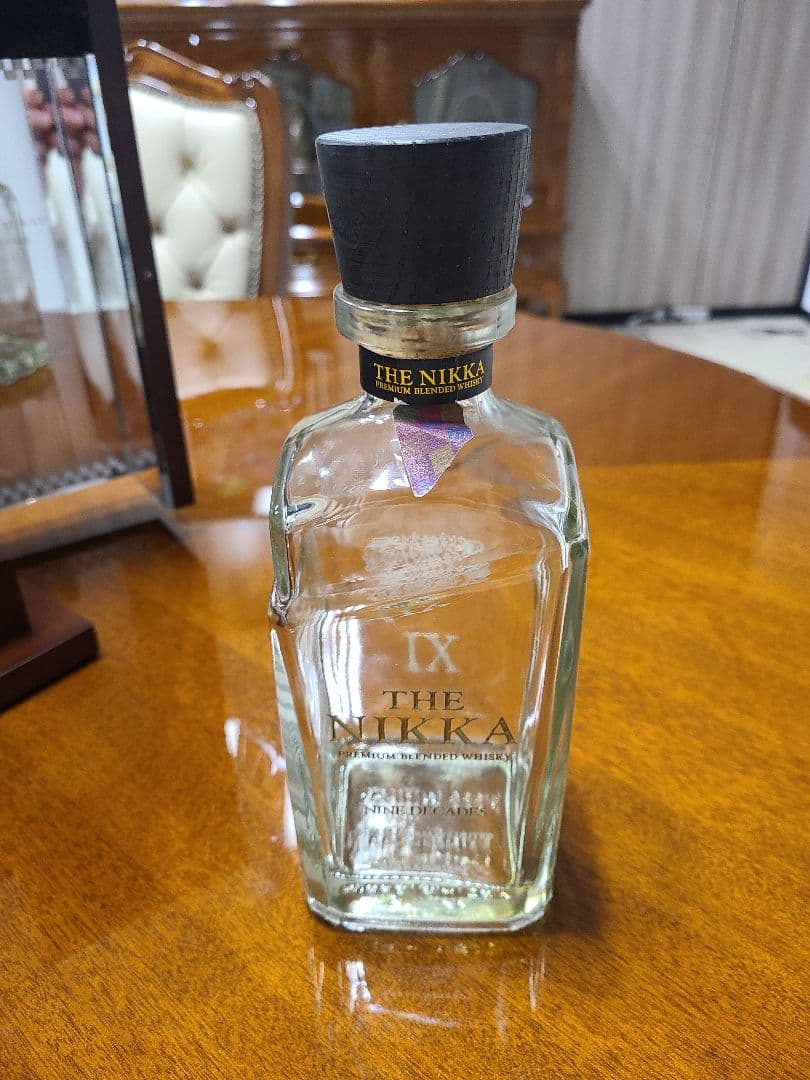 【雅庄　】【空き瓶】NIKKA IX ウイスキー 木箱付き