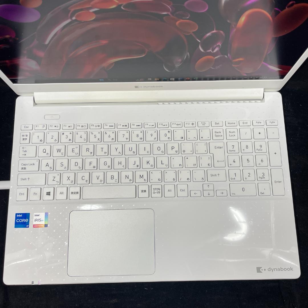 【美品 2021年製】dynabook P1 11世代i7 16GB 512GB