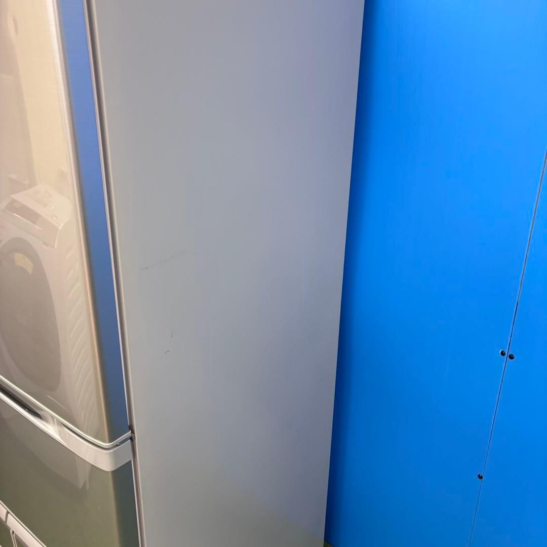 642 東芝　大型冷蔵庫　400L強　小型　家庭用　自動製氷　観音開き　シルバー