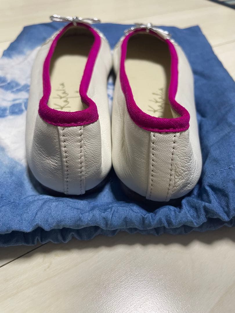 ミハエルカカリア フラットシューズ