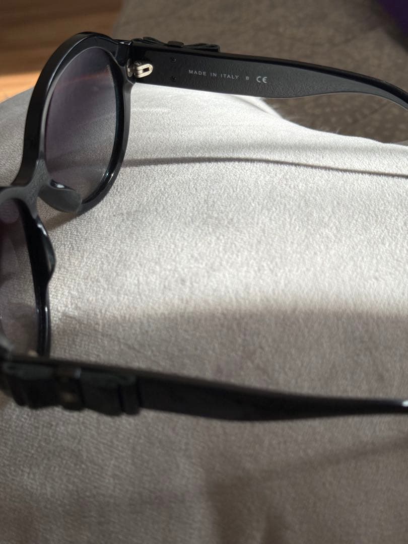 Chanel ブラック オーバーサイズ サングラス