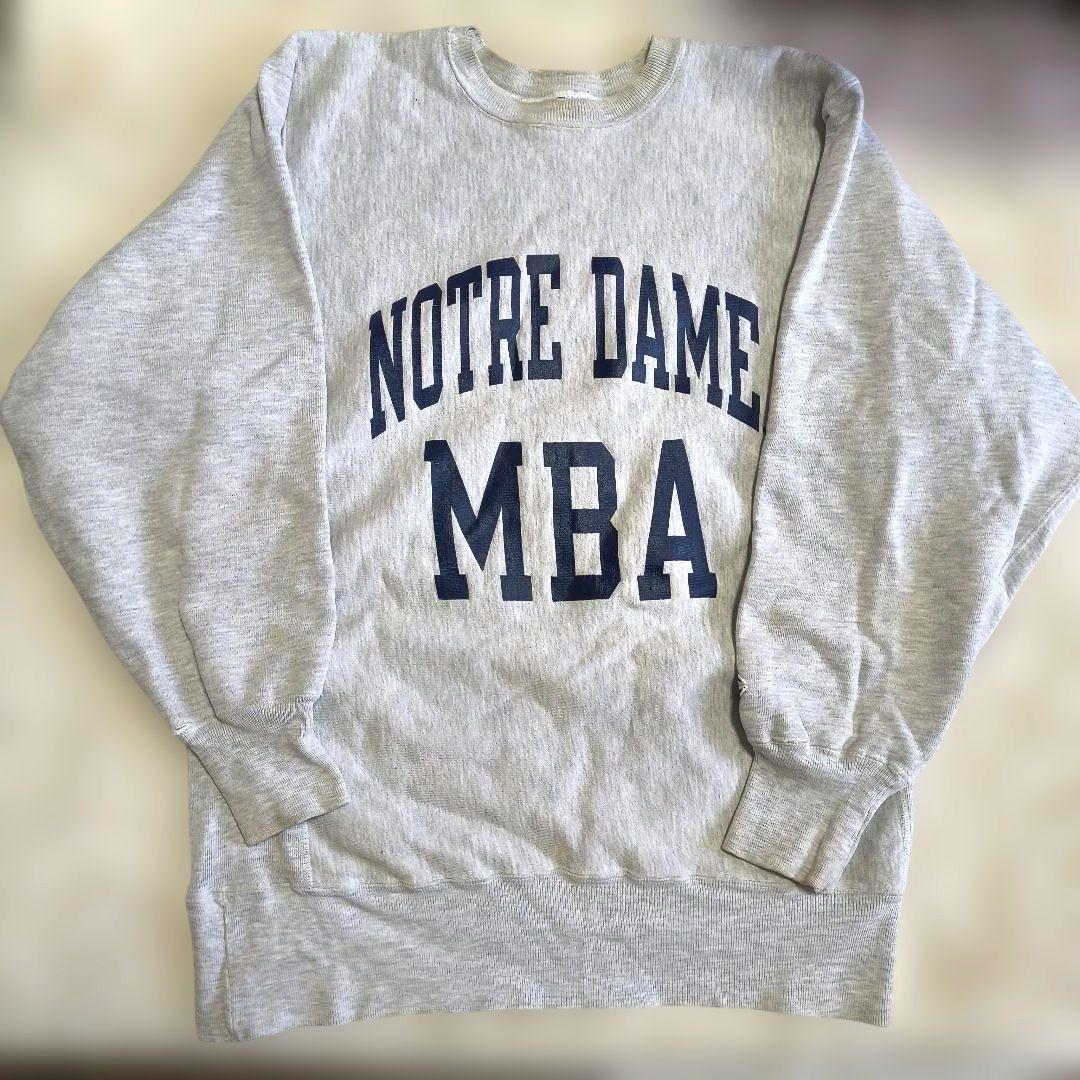 チャンピオン　リバースウィーブ　刺繍タグ