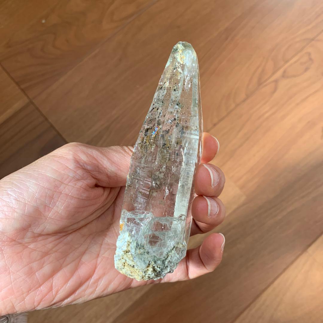 ヒマラヤ水晶　パキスタン　透明度最高レベル