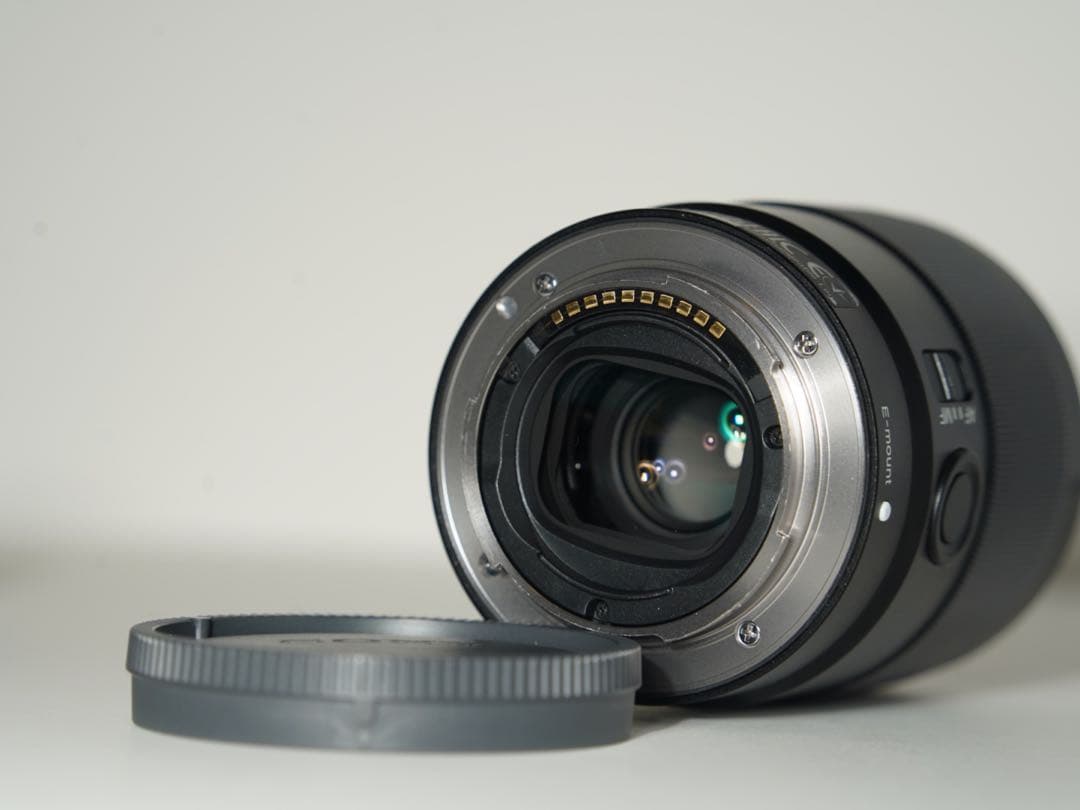 トムヤム美品SONY FE 35mm F1.8 SEL35F18F 単焦点