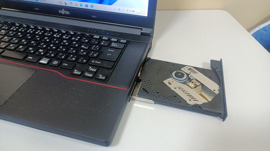⭐️ノートパソコンFUJITSU第四世代Core i5 SSD128Gメモリ8G