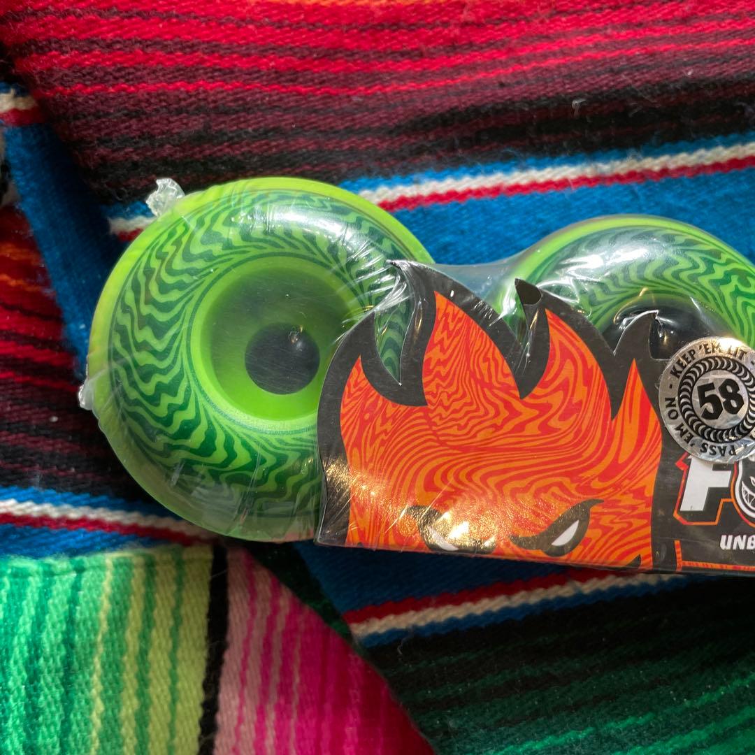 SPITFIRE FORMULA FOUR 58mm99a スケボーウィール