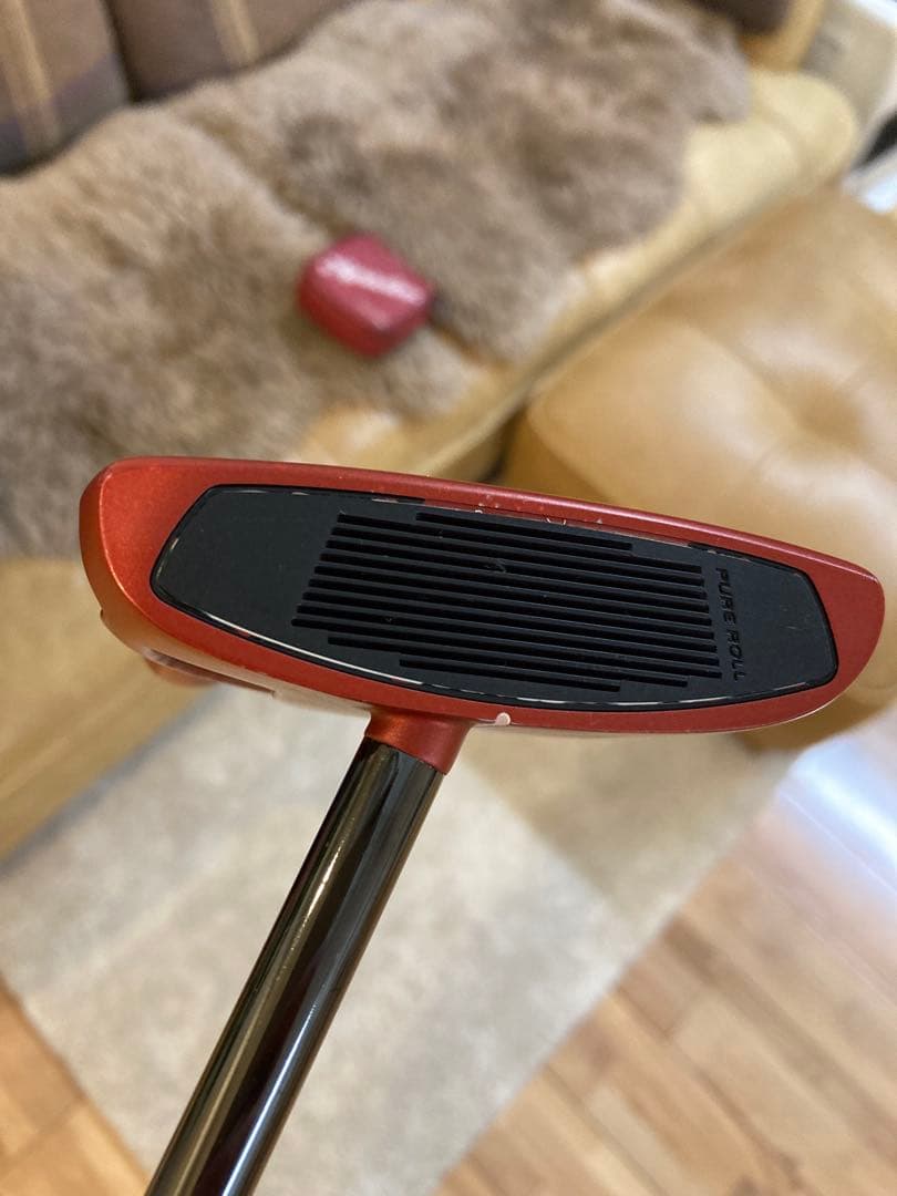 テーラーメイド　スパイダーツアー　センターシャフト　パター