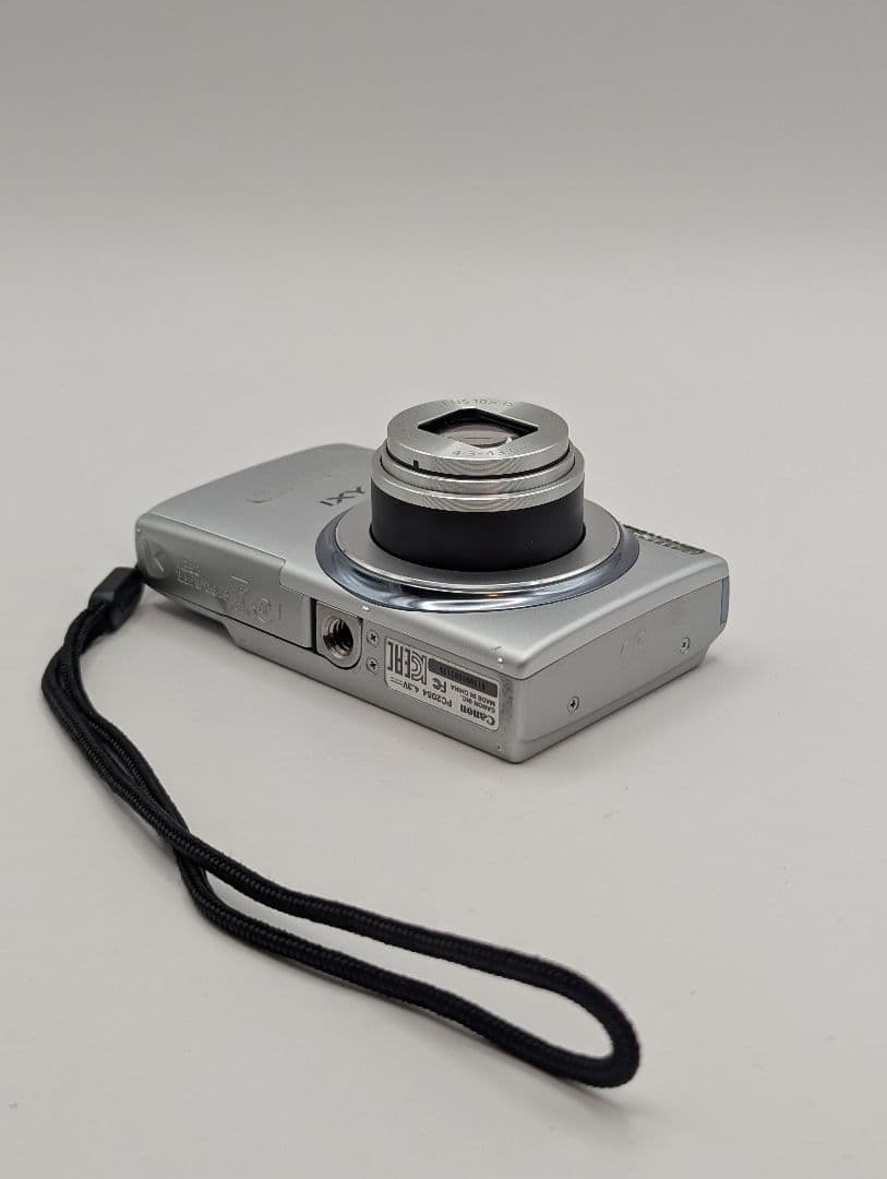 Canon IXY 140 シルバー