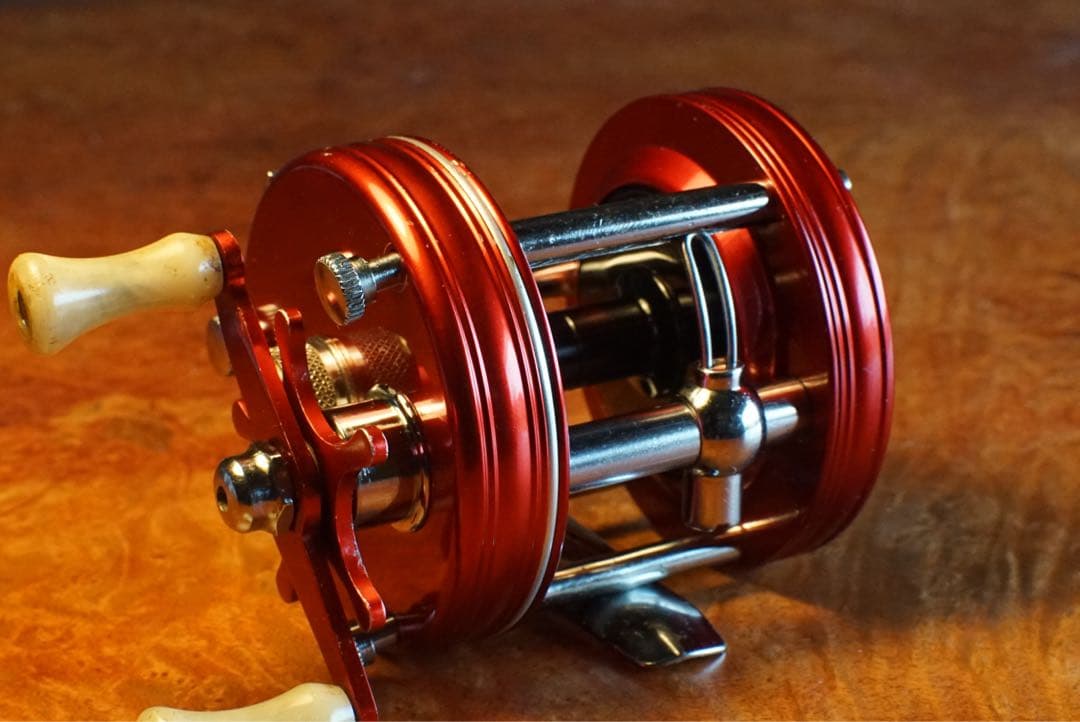 ABU アンバサダー 5000 メンテ済 フレーム修正済