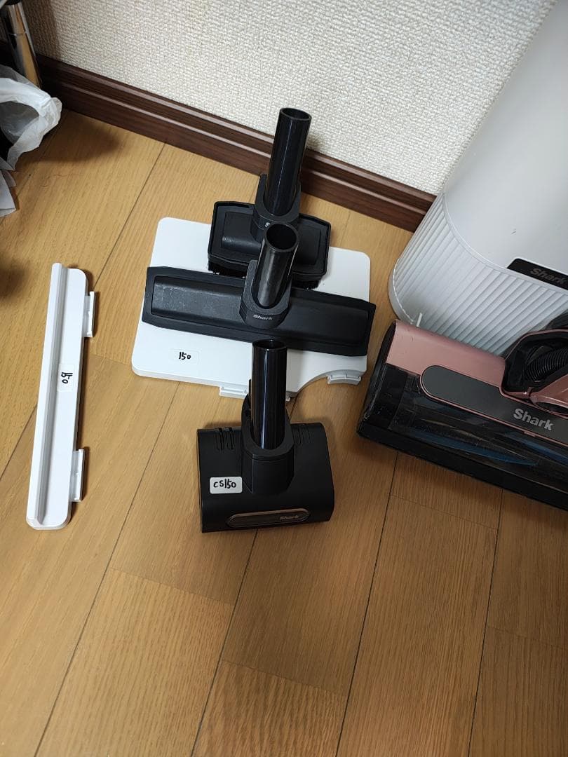 シャーク★コードレスクリーナー★CS150JRGAE★バッテリー新品と同等★