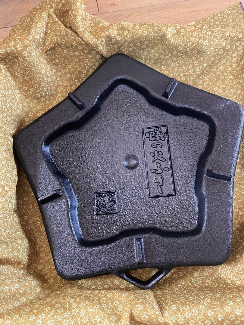 【新品レア】 函館史跡『五稜郭』 のジンギスカン鍋蟻の火ふき - ウエノヤマ技巧