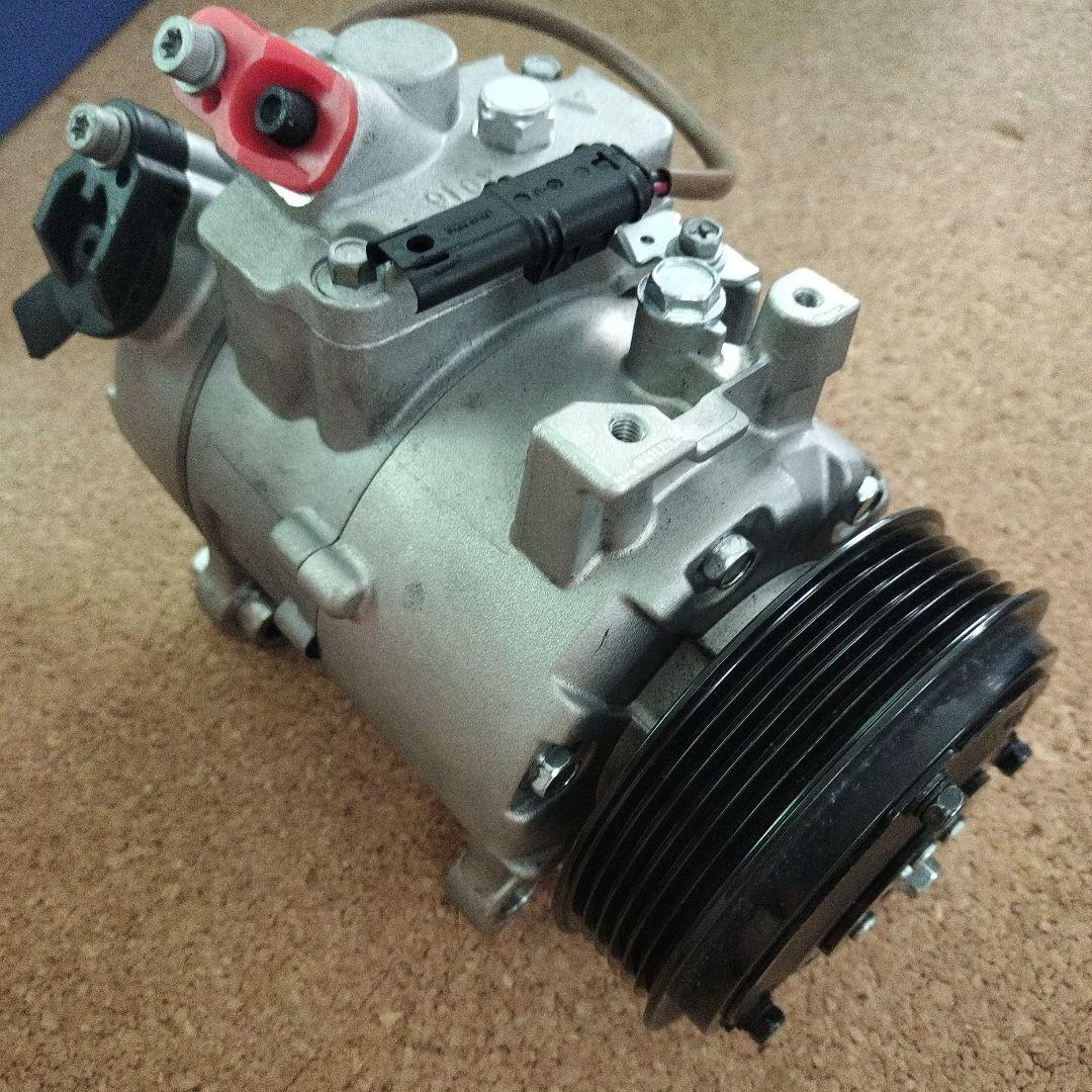 MAHLE製エアコン コンプレッサー  1&3シリーズ&X3 F25