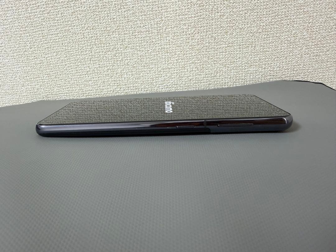 docomo Galaxy S21 5G グレー