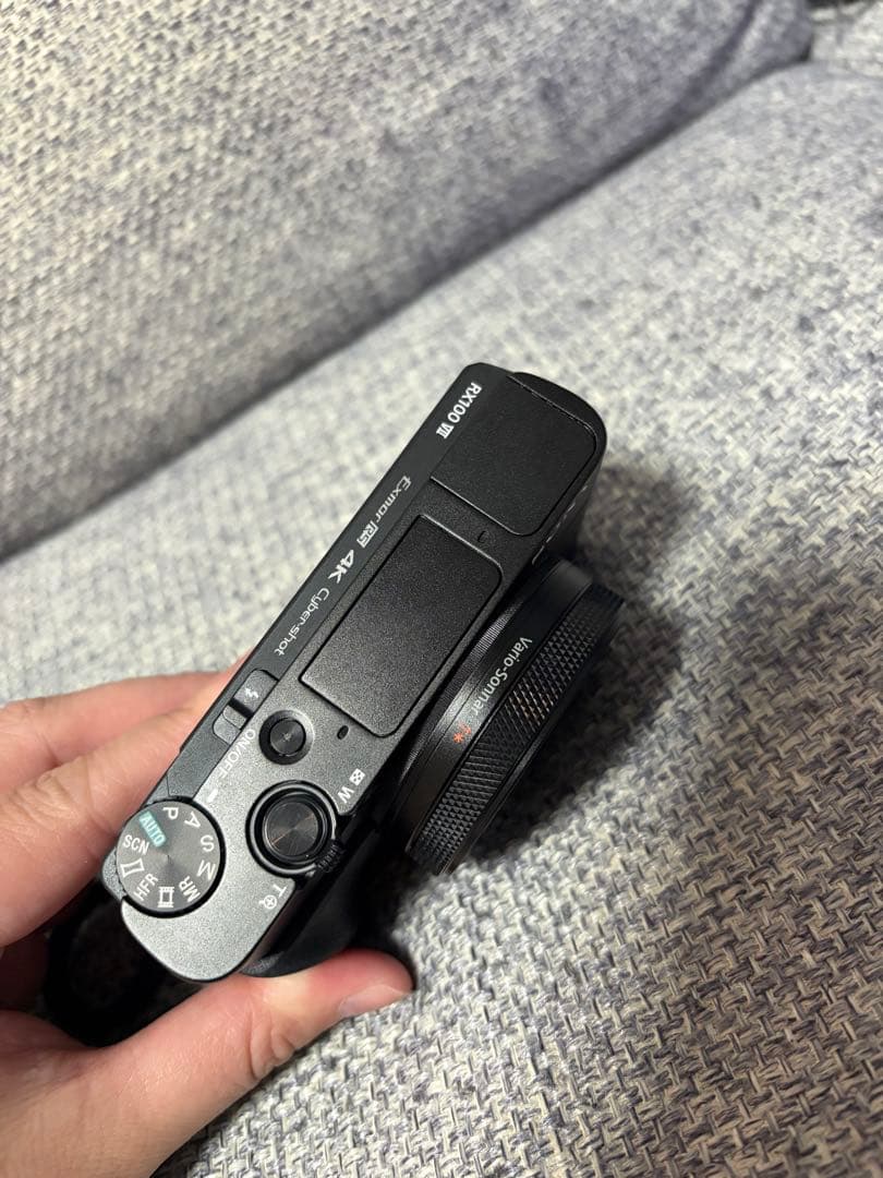 デジタルカメラ SONY RX100m7