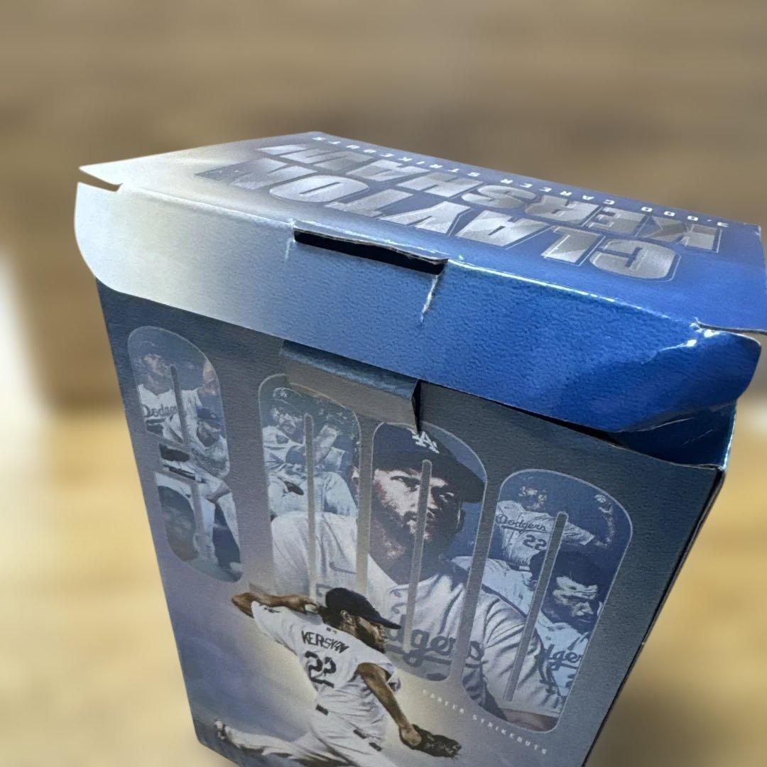 激レア　カーショー 3000奪三振 ボブルヘッド　プラチナ　年間シート保持者のみ