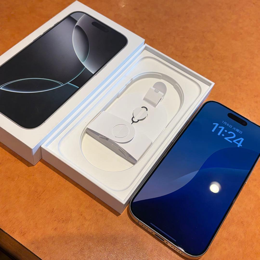 iPhone 16 Pro 256GB ホワイトチタニウム SIMフリー