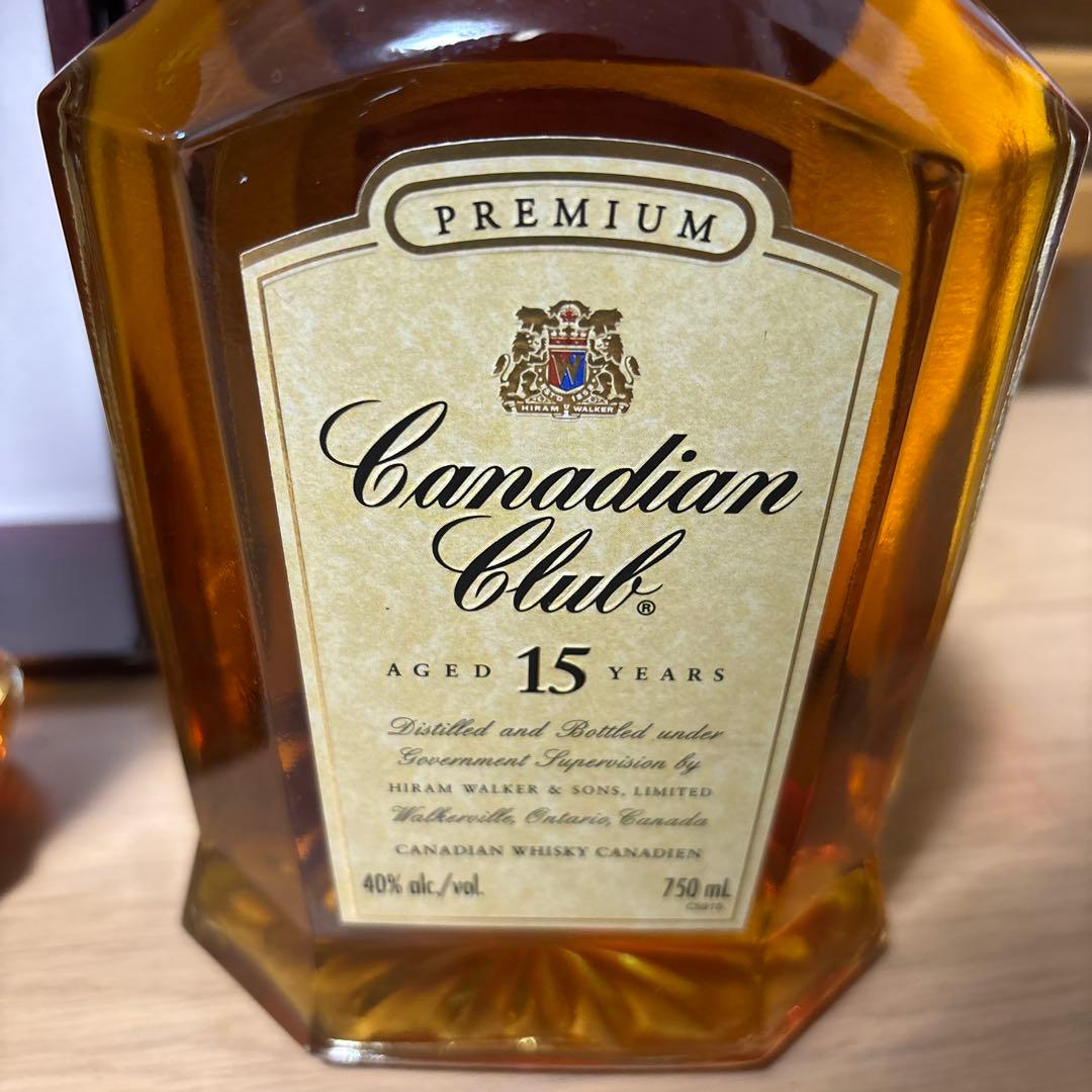 ホワイトマッカイ、カナンディアクラブ15年古酒2本セット