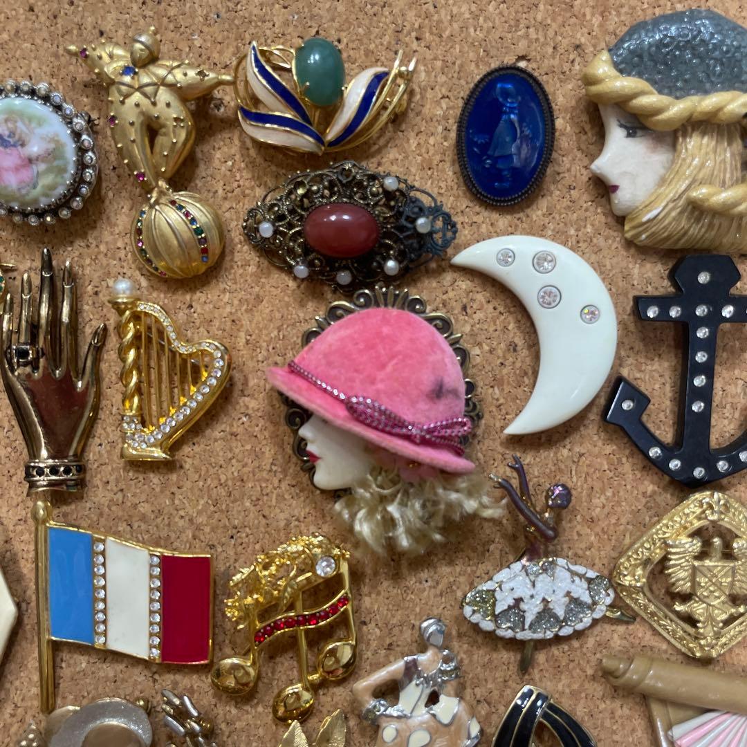 ビンテージブローチセット　69点　アンティーク　昭和　まとめ売り