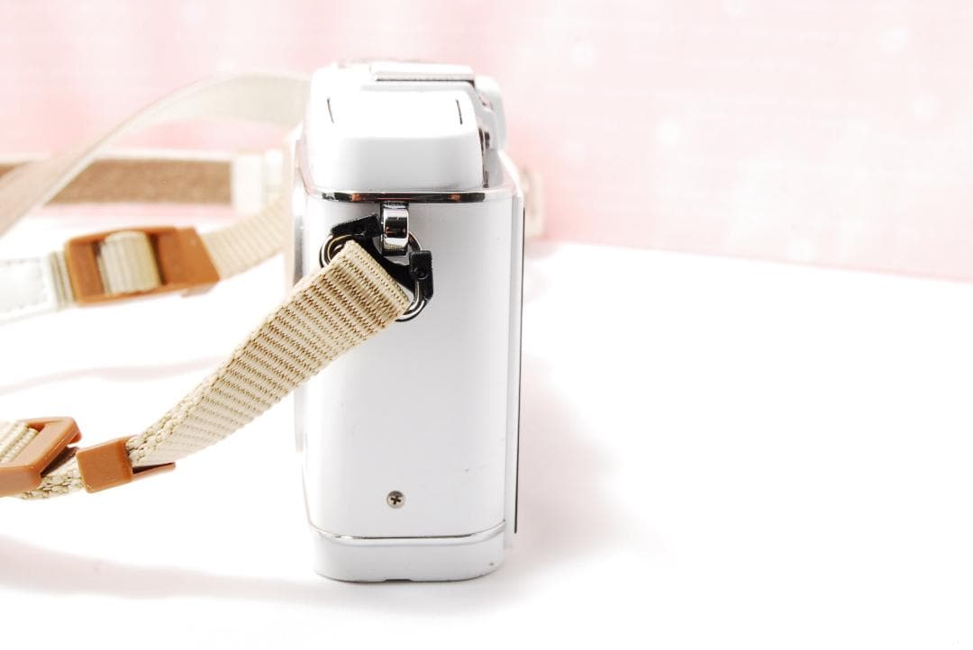 〓14-42mmレンズ付〓オリンパス PEN E-P3 ミラーレス一眼