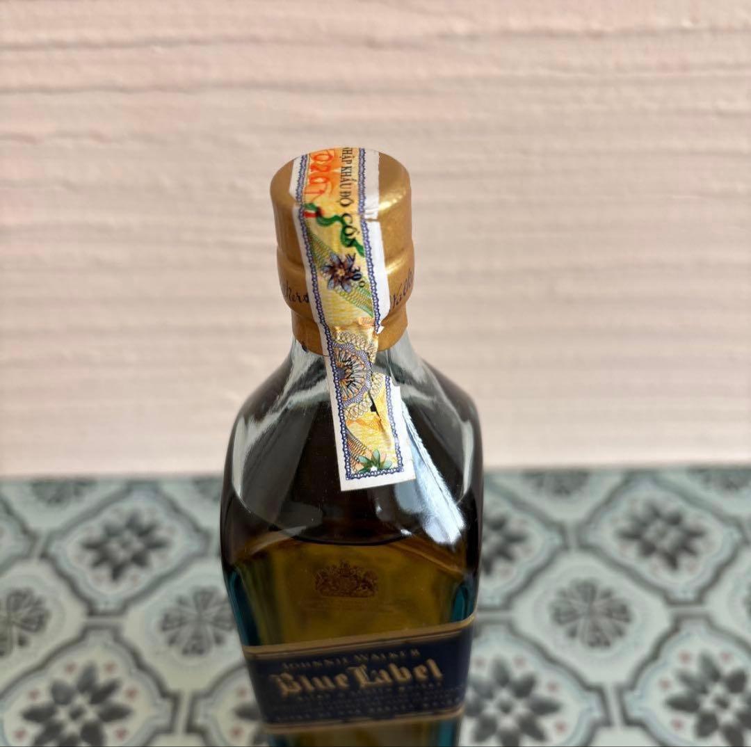 ☆未開封☆ ジョニー・ウォーカー ブルーラベル 200ml