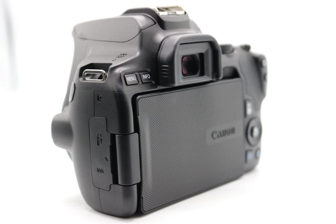 新品級 【Canon EOS Kiss X10 ダブルレンズセット】 安心保証◎