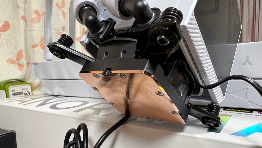 TRYX Panorama 360 ホワイト 6.5インチ AMOLEDクリーン