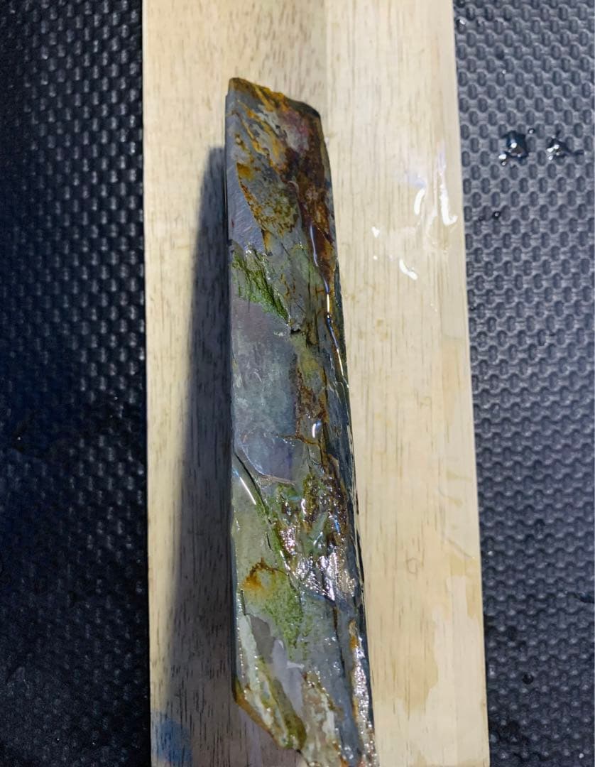 400 天然砥石　内曇砥　大平山　巣板　赤蓮華　カラス　仕上げ砥石