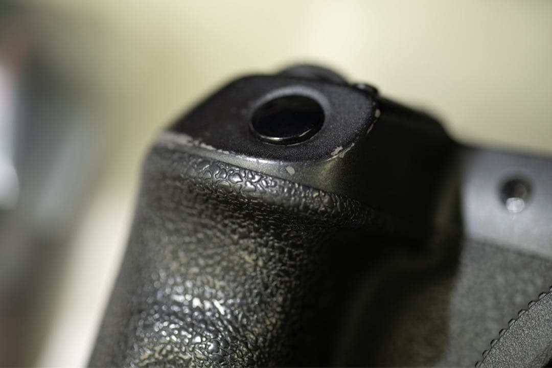 Canon EOS R5 本体　キズあり　バッテリーとチャージャーなし