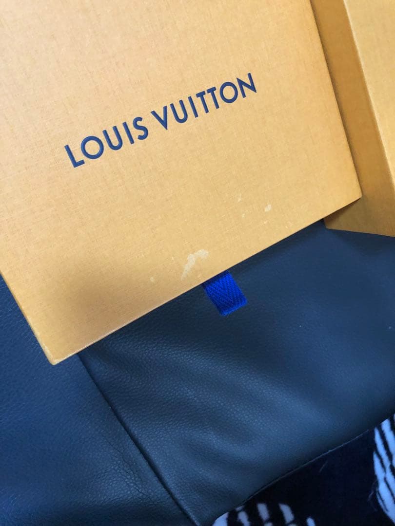 ルイヴィトン　ジッピーウォレット空箱、保存袋　財布空箱、保存袋　小物空箱、保存袋