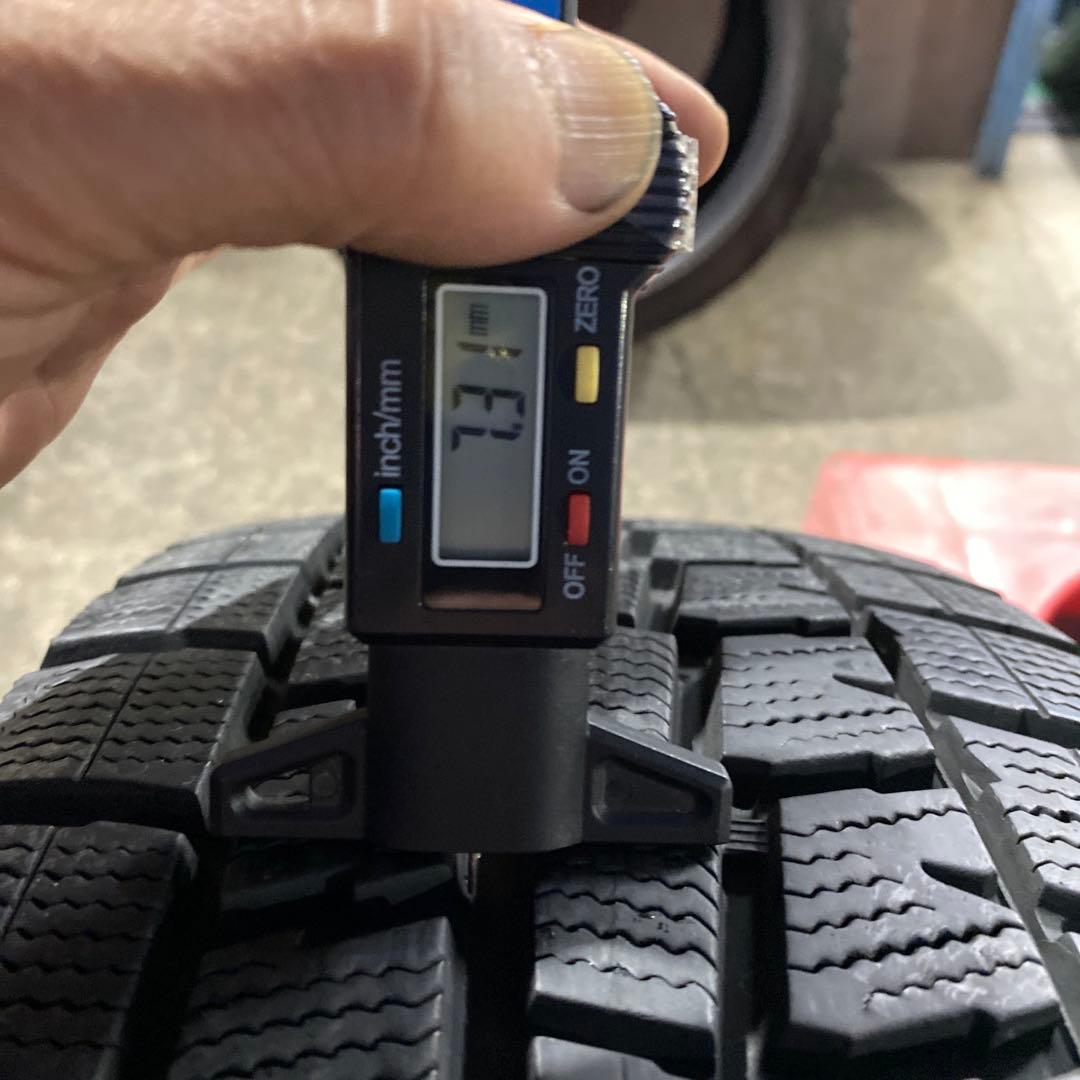 ◇中古溝有りダンロップ215/60R17スタッドレスセット C-HR