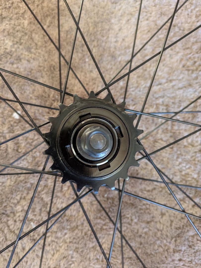 cinelli tutto ホイール　前後