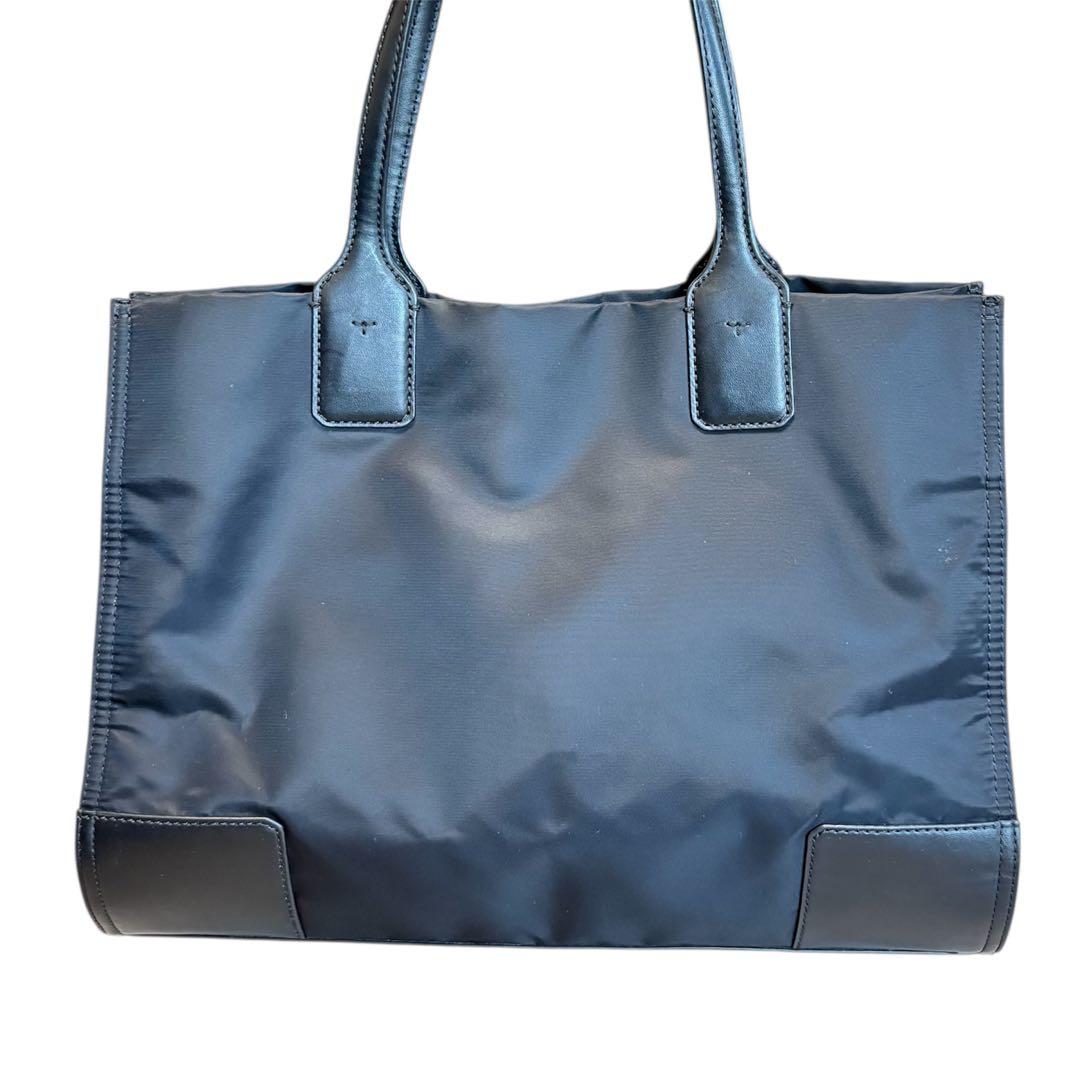 TORY BURCH トリバーチ ナイロントートバッグ ブラック 軽量A4収納可