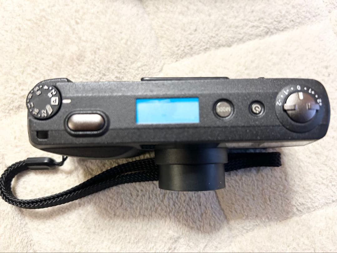 楽一番公式アカウント31　RICOH GR1v リコー　 液晶表示難あり