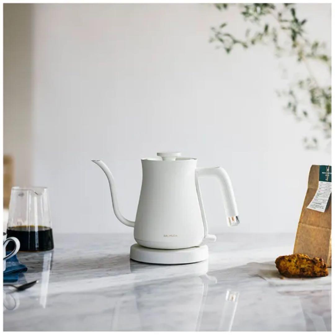 【新品/未開封 2026年1月入手】バルミューダ電気ケトル KPT01JP-WH