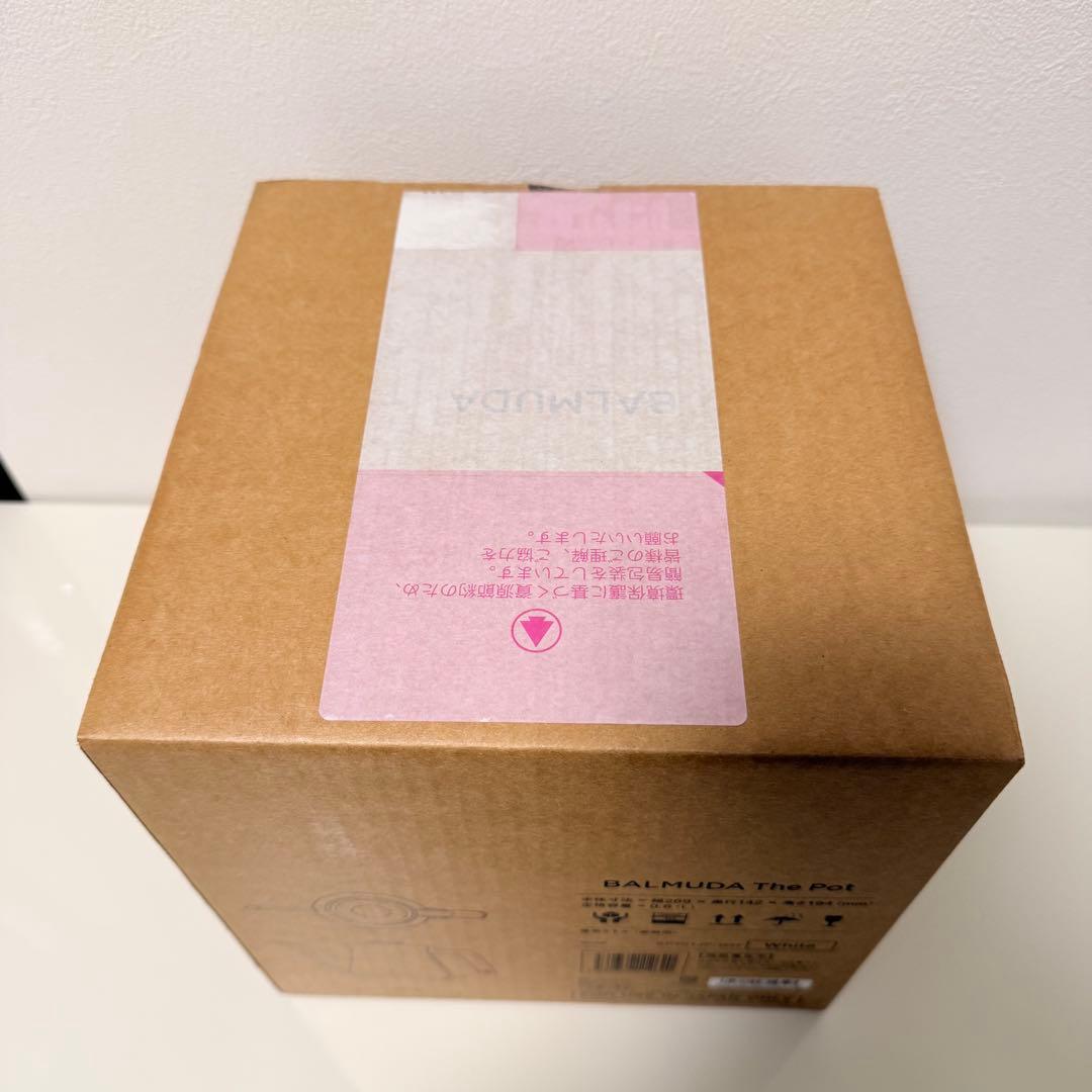 【新品/未開封 2026年1月入手】バルミューダ電気ケトル KPT01JP-WH