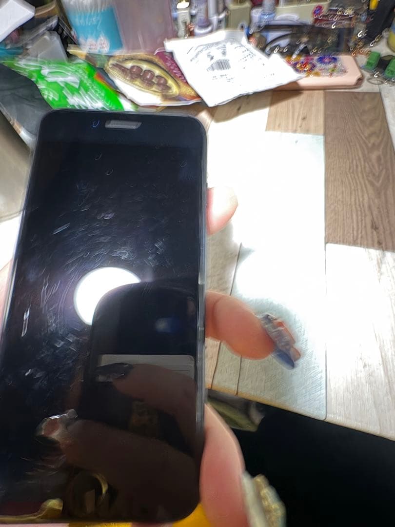 iPhone SE (第3世代) 本体