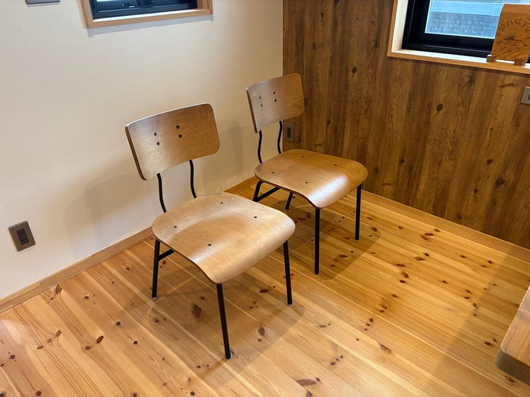 ニトリ　ダイニングチェア